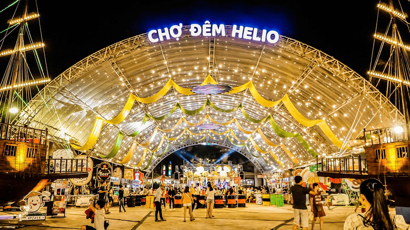 Helio night market Da Nang
