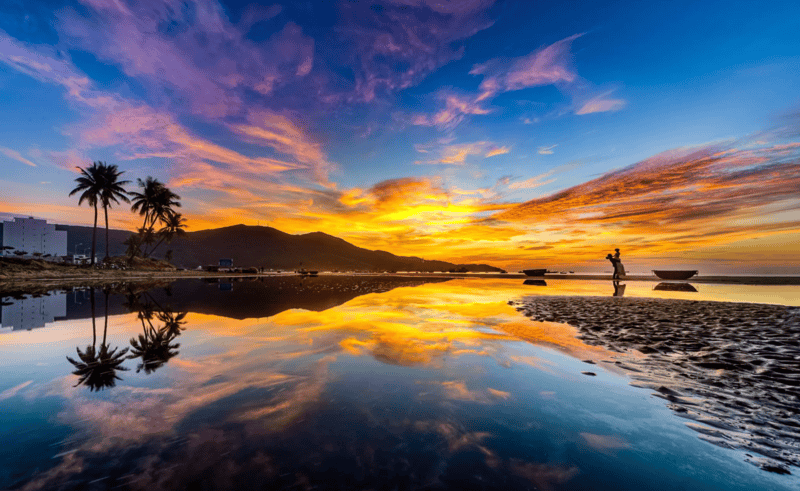 Witness the magnificent sunrise and sunset