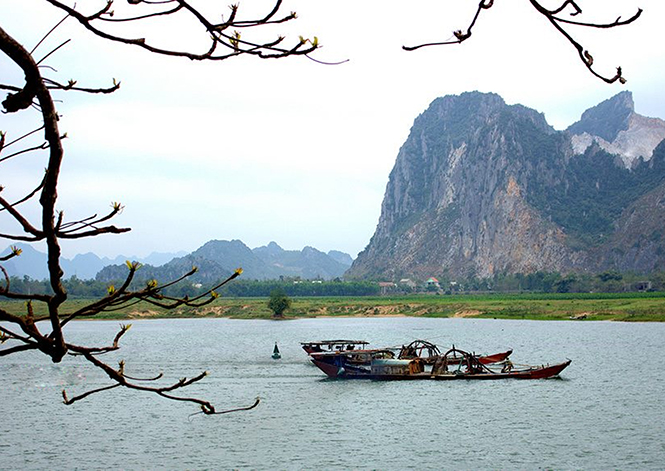 The legendary Gianh River: A timeless journey in Quang Binh