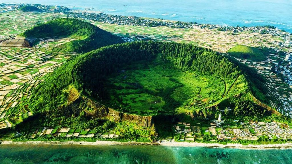 The island boasts five ancient craters, each over 30 million years old