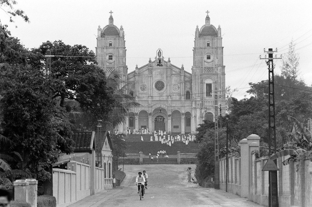 History of Phu Cam Cathedral