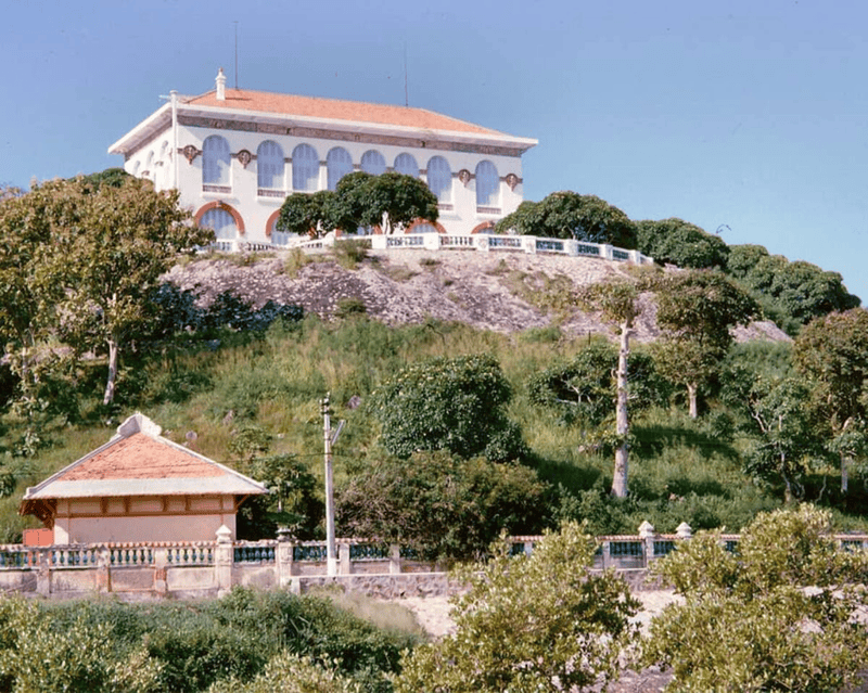 Entrance fee and visiting hours