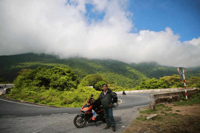 Half-day return trip with photo stops