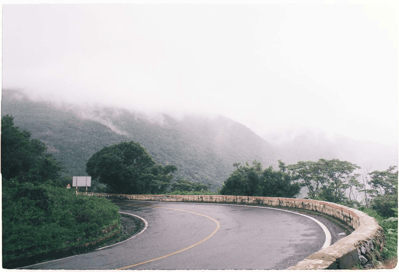 How to travel the Hai Van Pass