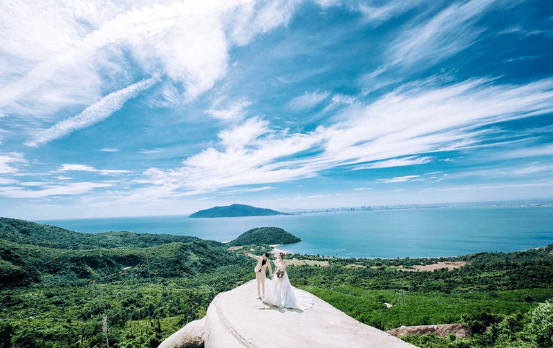 One-day itinerary from Da Nang to Hue via Hai Van Pass