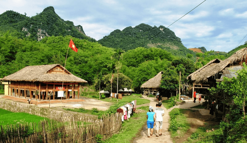 Visits to local ethnic villages