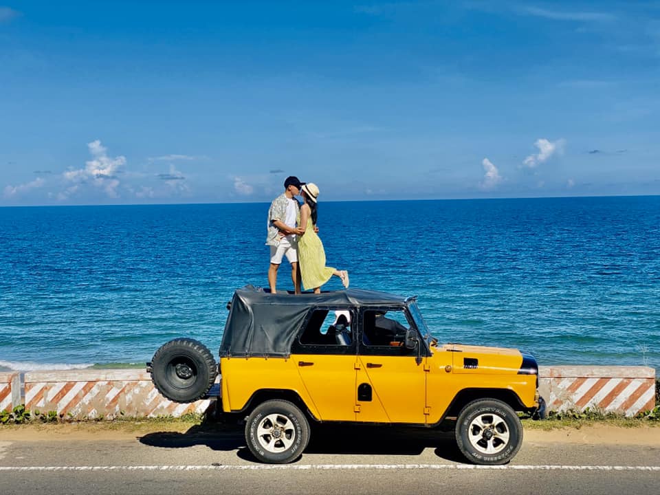 Mui Ne Coastal Route is one of the most beautiful seaside roads in Central Vietnam