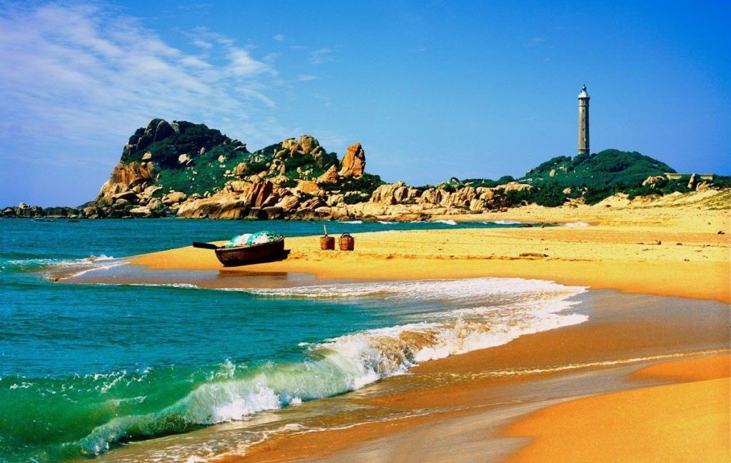 Mui Ne weather is warm, sunny, and incredibly stable