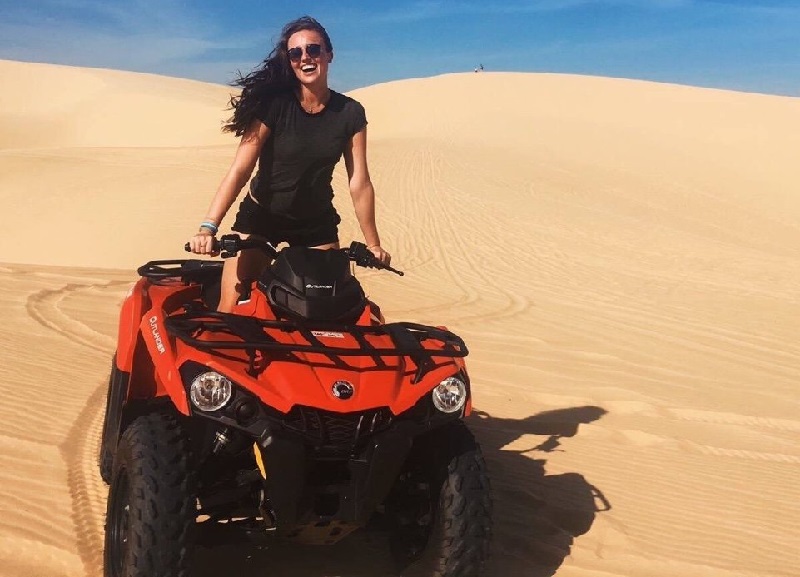 Explore white sand dunes in the dry season’s clear weather