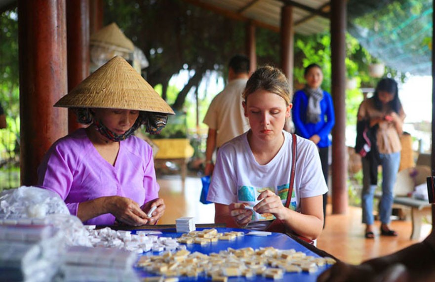 Browse handmade items from coconut trees